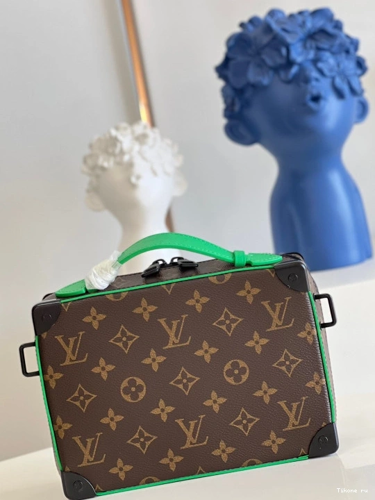 Cheap LOUIS VUITTON SOFT HANDLE TRUNK 0711
